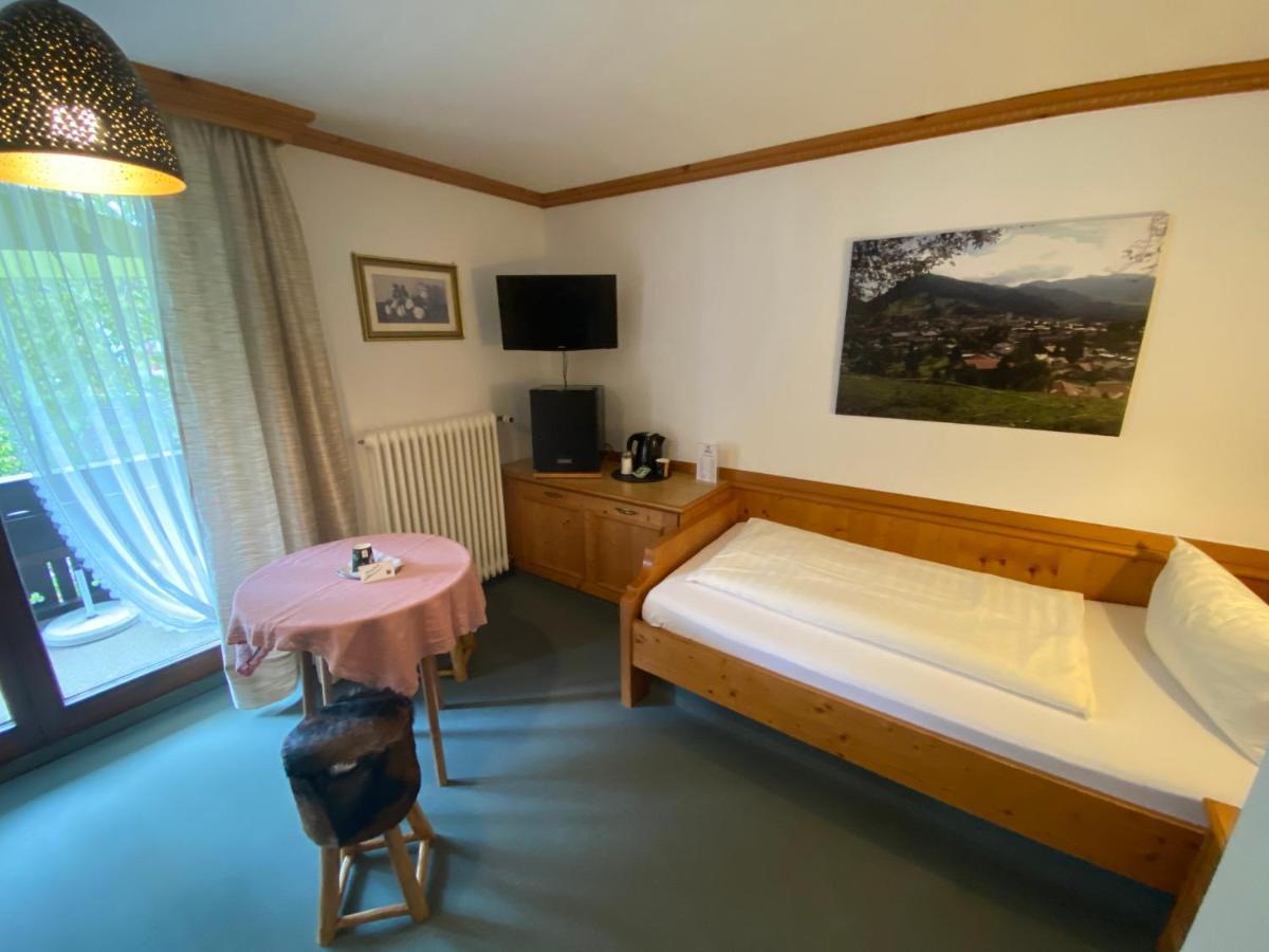 Kur- Und Ferienhotel Haser Оберштауфен Экстерьер фото