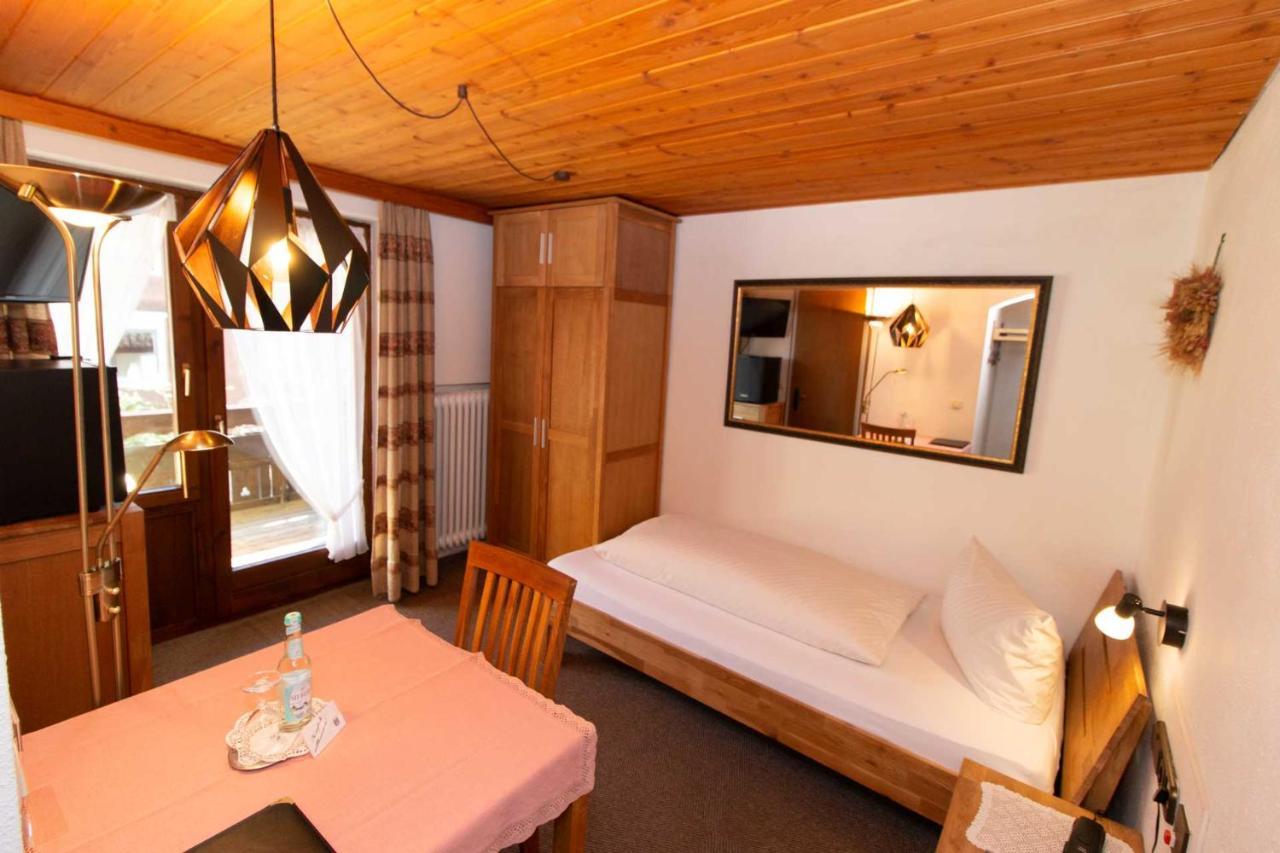 Kur- Und Ferienhotel Haser Оберштауфен Экстерьер фото